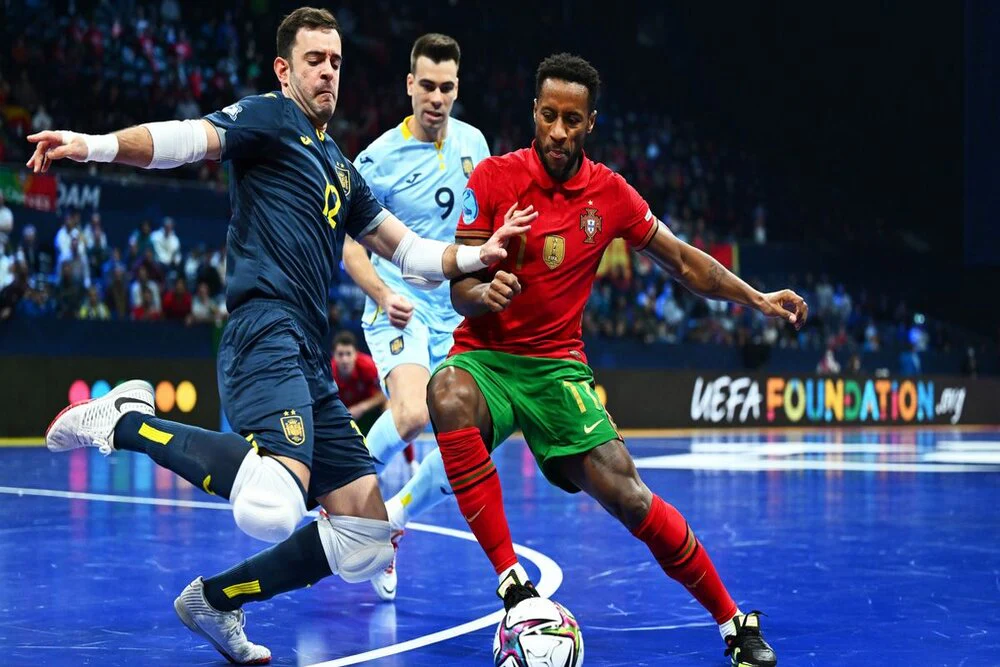 索默：我会弹吉他和钢琴；退役后我应该不当教练，压力太大了